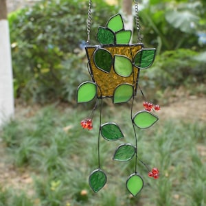 Green Leaf Stained Glass Art, Hanging window stained glass art,Handmade Hanging Plants Garden Decor,Plant suncatcher,Home decor,Gift for Mom